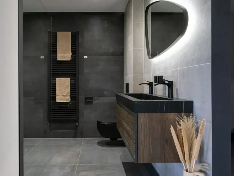 Lokale badkamer aannemer kiezen: waar let je op voor een perfect resultaat